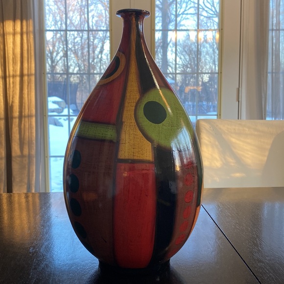 Pacific Rim Decorative Vase - Picture 2 of 5